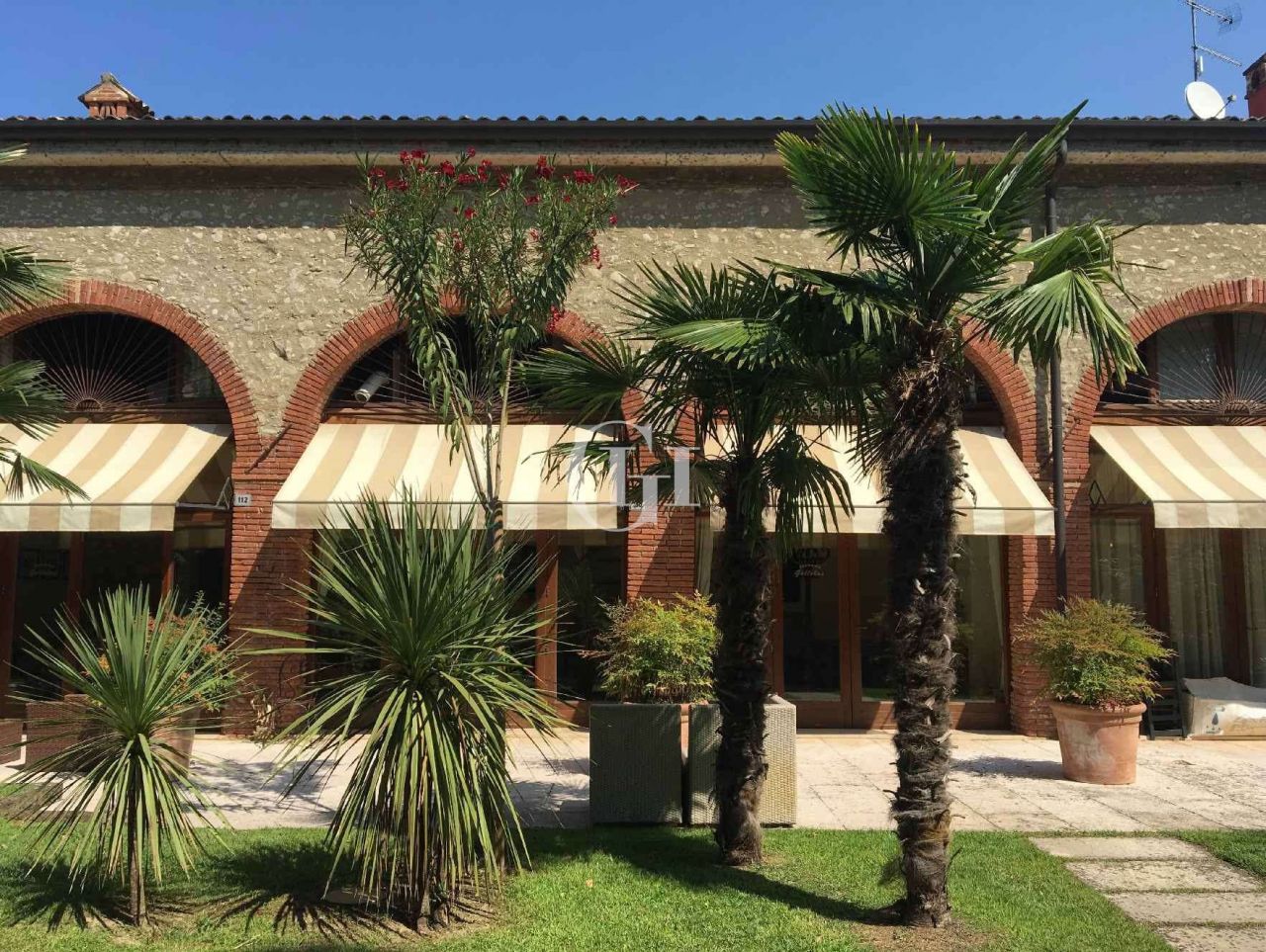 Villa in Gardasee, Italien, 932 m² - Foto 2