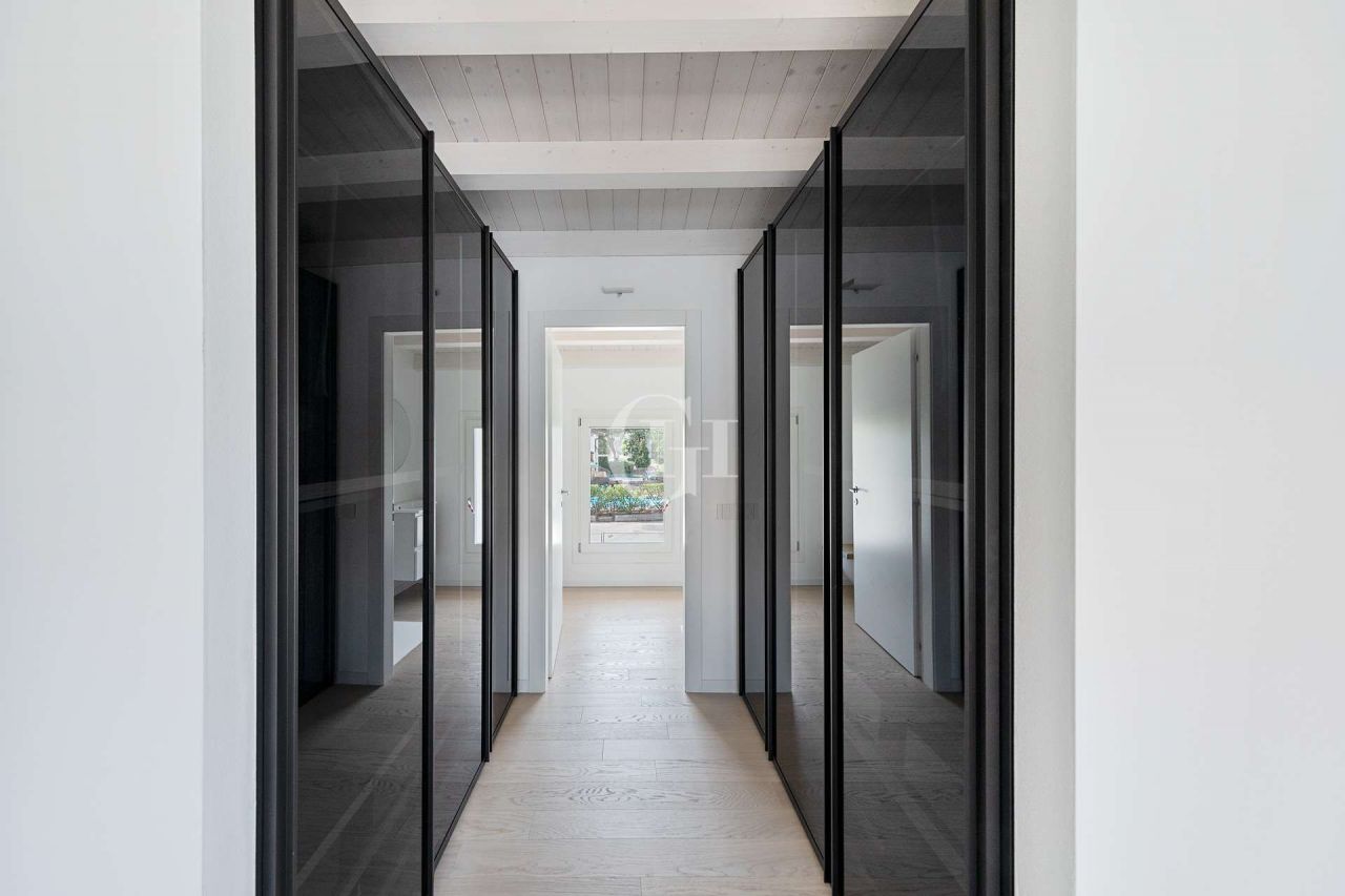 Villa par le Lac de Garde, Italie, 231.31 m² - image 6