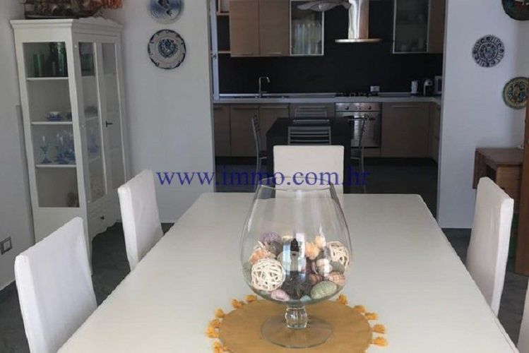 Villa on Korcula island, Croatia, 240 m² - picture 4