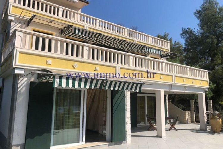 Villa on Korcula island, Croatia, 240 m² - picture 14