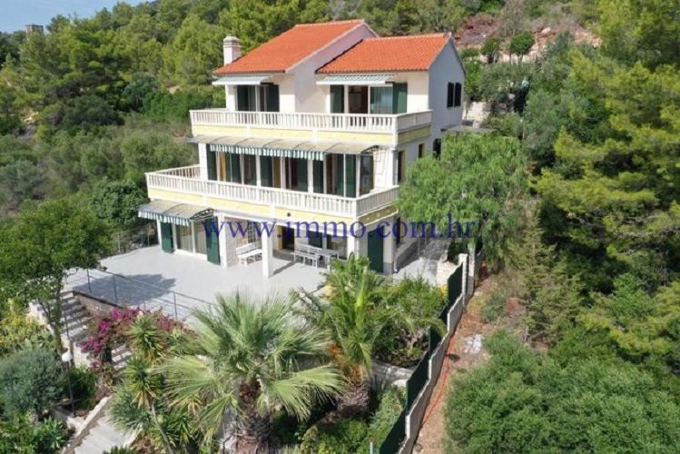 Villa on Korcula island, Croatia, 240 m² - picture 17