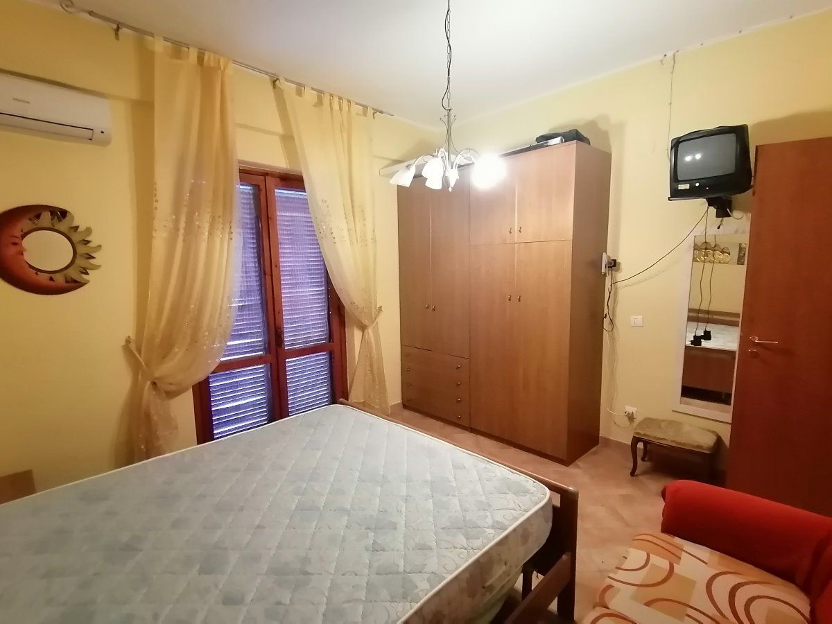 Maison urbaine à Scalea, Italie, 190 m² - image 9