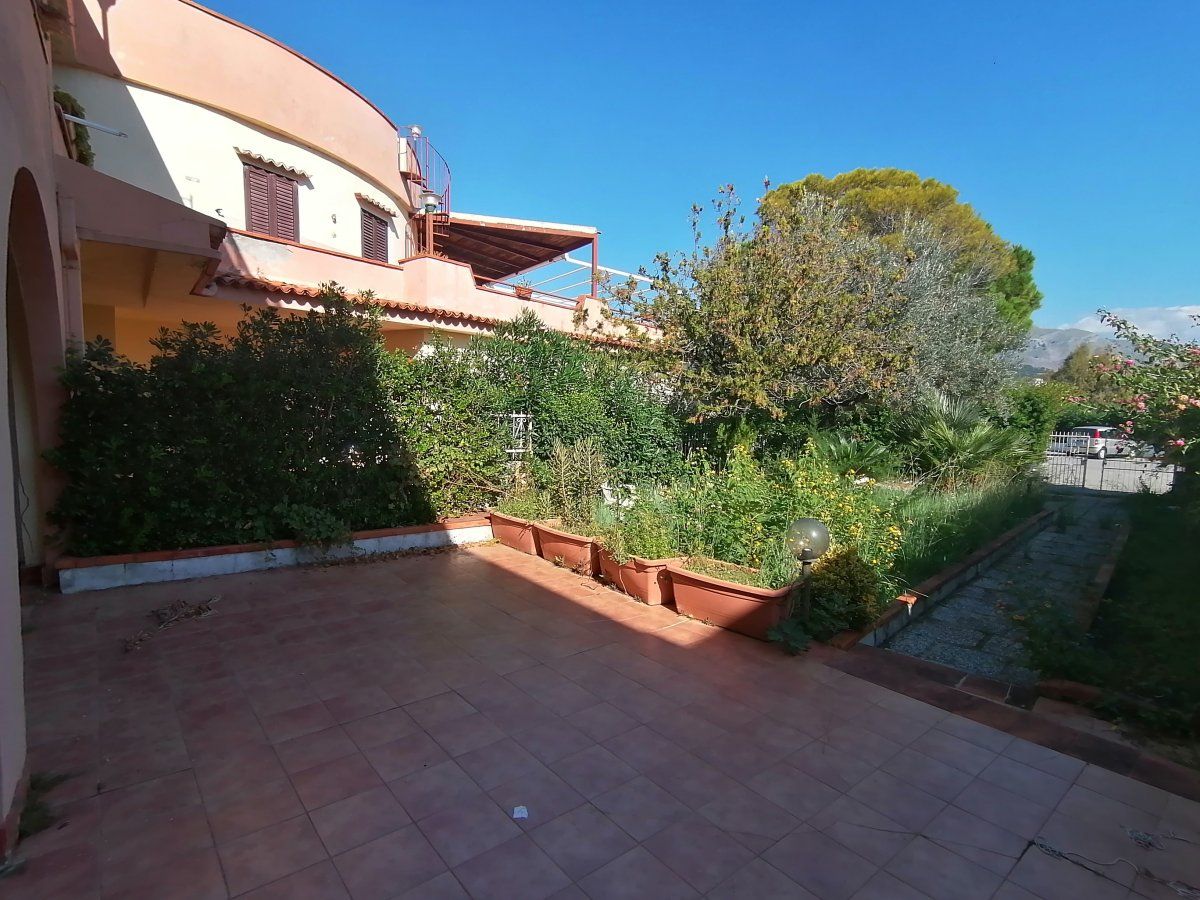 Maison urbaine à Scalea, Italie, 190 m² - image 5