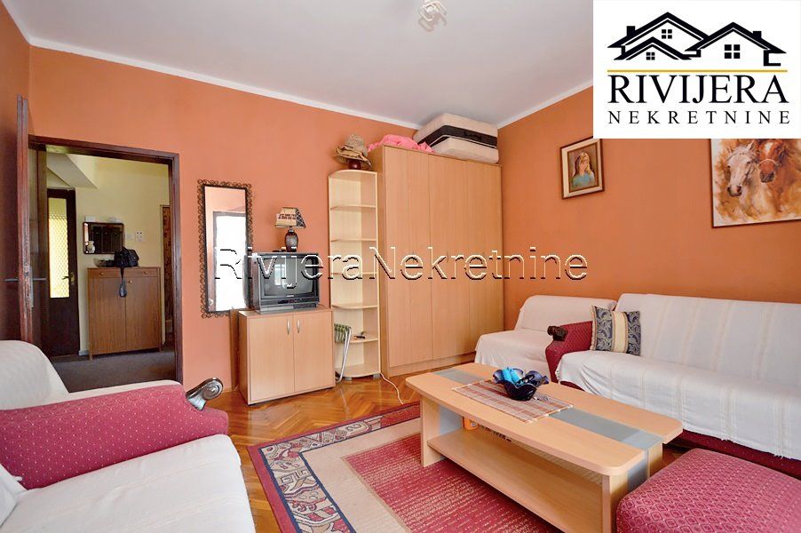 Flat in Herceg-Novi, Montenegro, 44 m² - picture 4