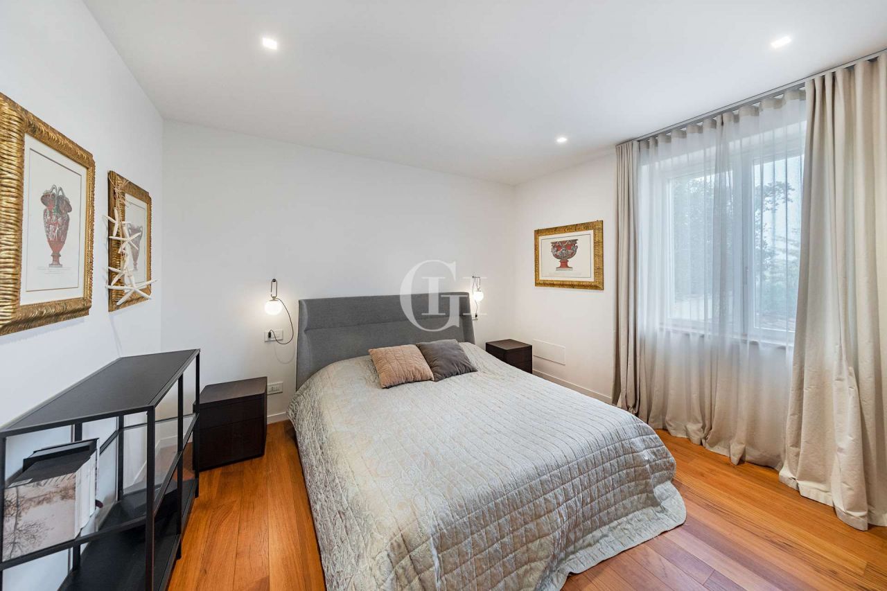 Villa sul Lago di Garda, Italia, 245 m² - foto 13