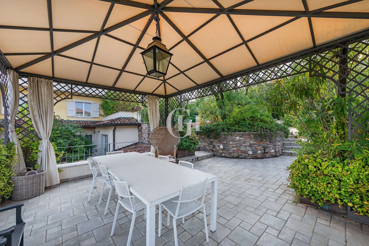 Villa sul Lago di Garda, Italia, 245 m² - foto 18