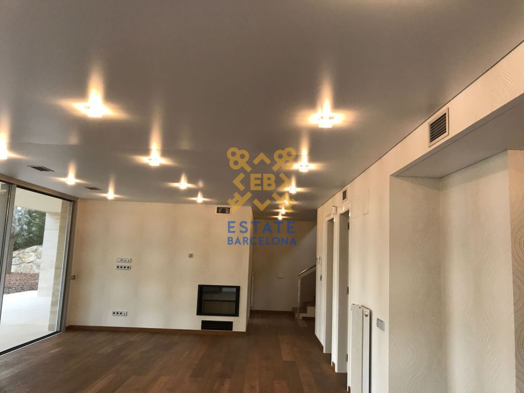 Casa en la Costa del Maresme, España, 454 m² - imagen 9