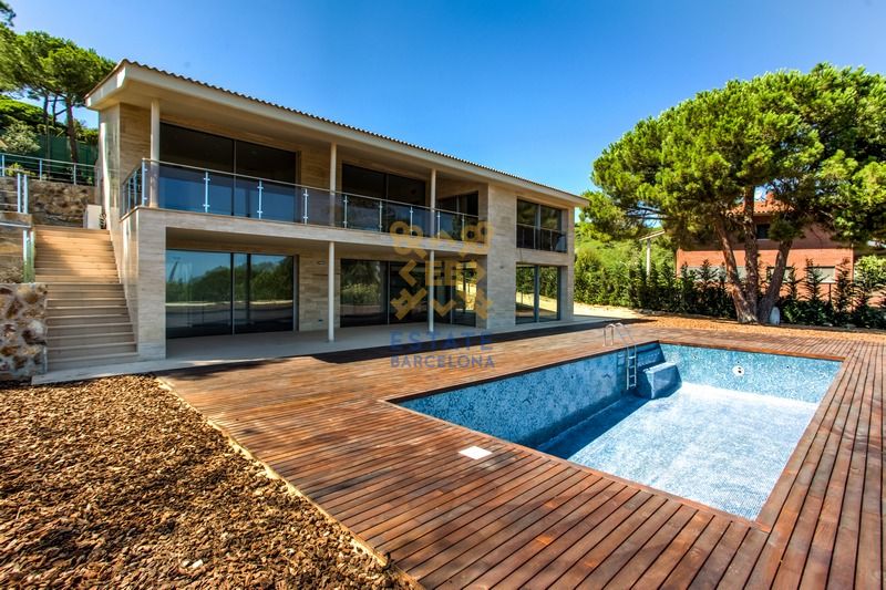 Casa en la Costa del Maresme, España, 454 m² - imagen 14