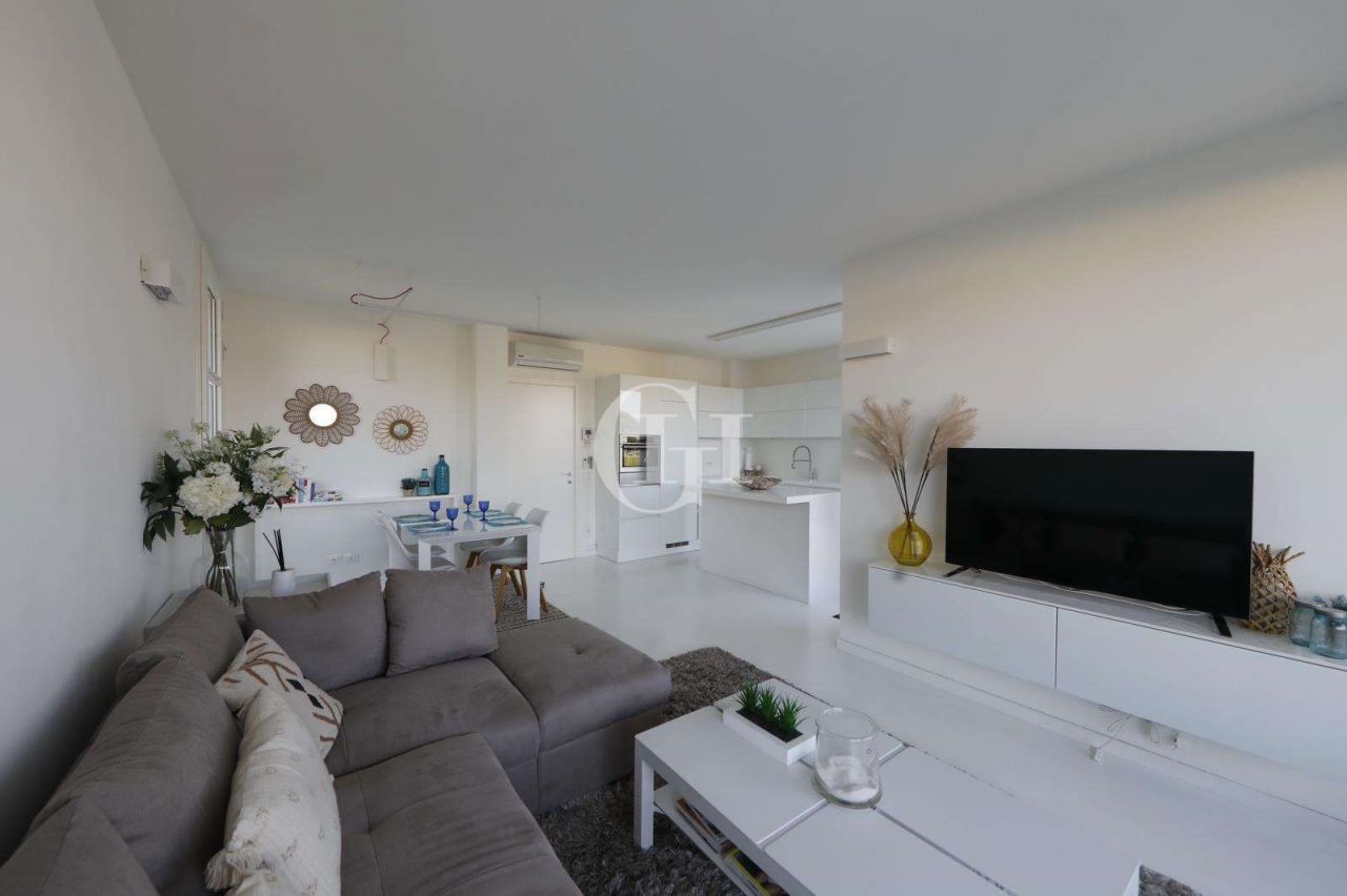 Villa on Lake Garda, Italy, 195 m² - picture 7