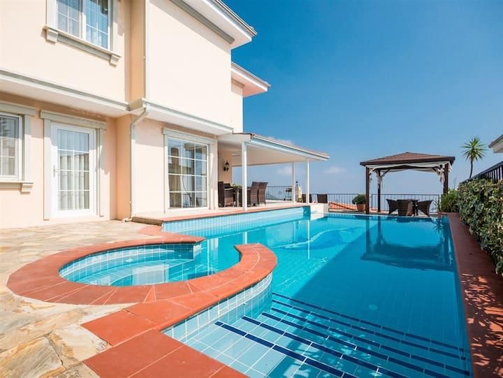Villa à Alanya, Turquie, 280 m² - image 2