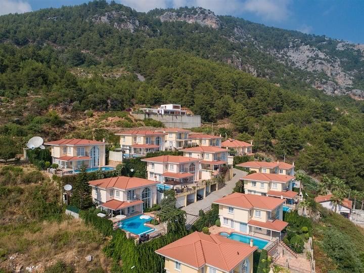 Villa à Alanya, Turquie, 280 m² - image 3