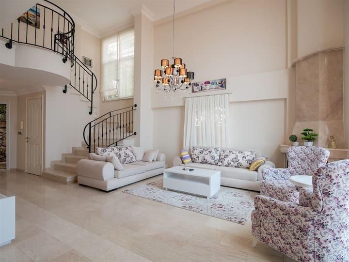 Villa à Alanya, Turquie, 280 m² - image 9