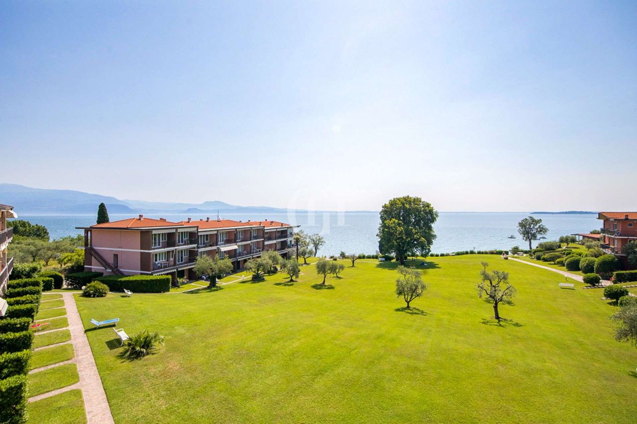 Appartamenti sul Lago di Garda, Italia, 90 m² - foto 8