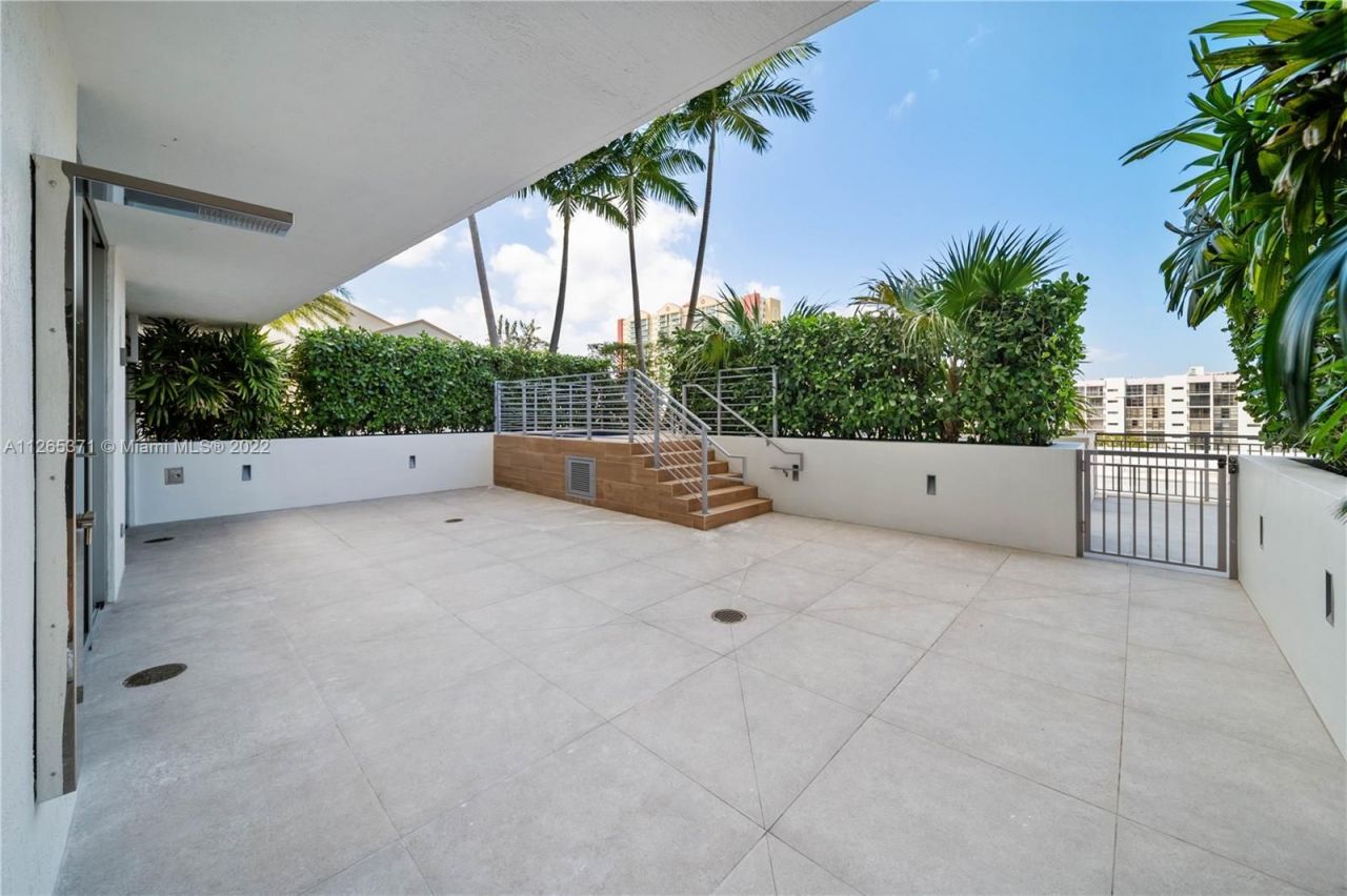 Townhouse in Miami, USA, 150 m² - picture 4