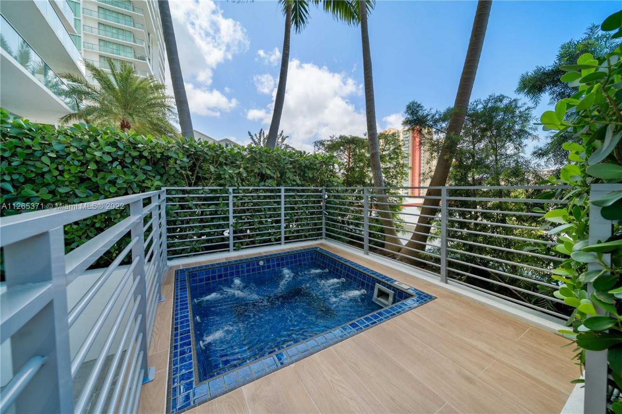 Townhouse in Miami, USA, 150 m² - picture 5