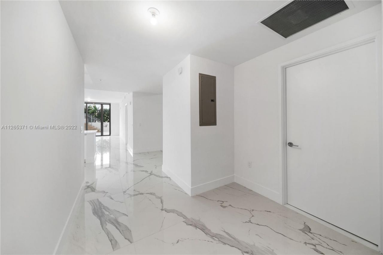 Townhouse in Miami, USA, 150 m² - picture 16