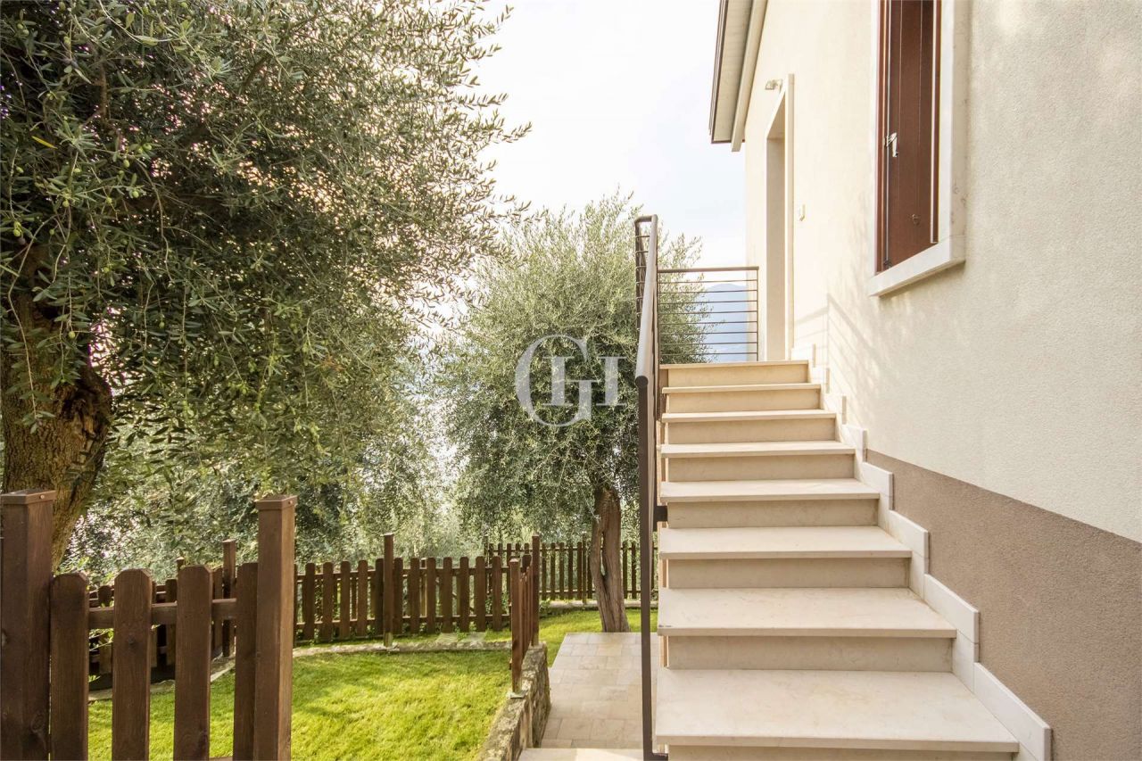 Villa par le Lac de Garde, Italie, 135 m² - image 4