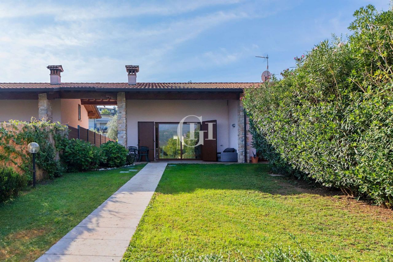 Villa on Lake Garda, Italy, 223 m² - picture 5