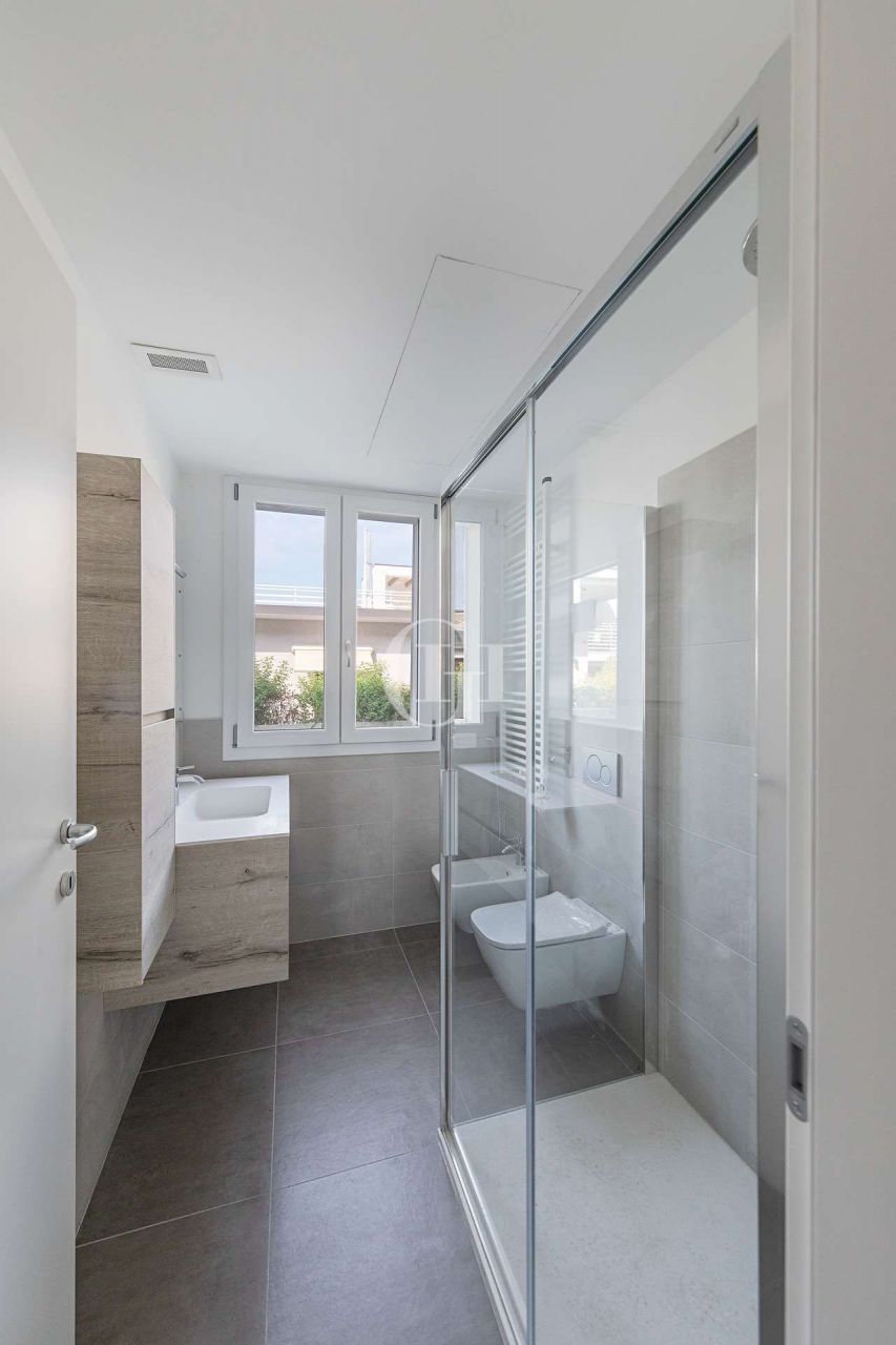 Appartamenti sul Lago di Garda, Italia, 129 m² - foto 11