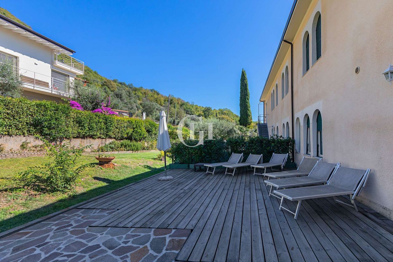 Villa sul Lago di Garda, Italia, 1 035 m² - foto 7