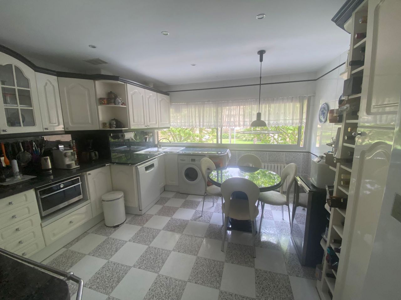 Apartment in Barcelona, Spanien, 116 m² - Foto 2