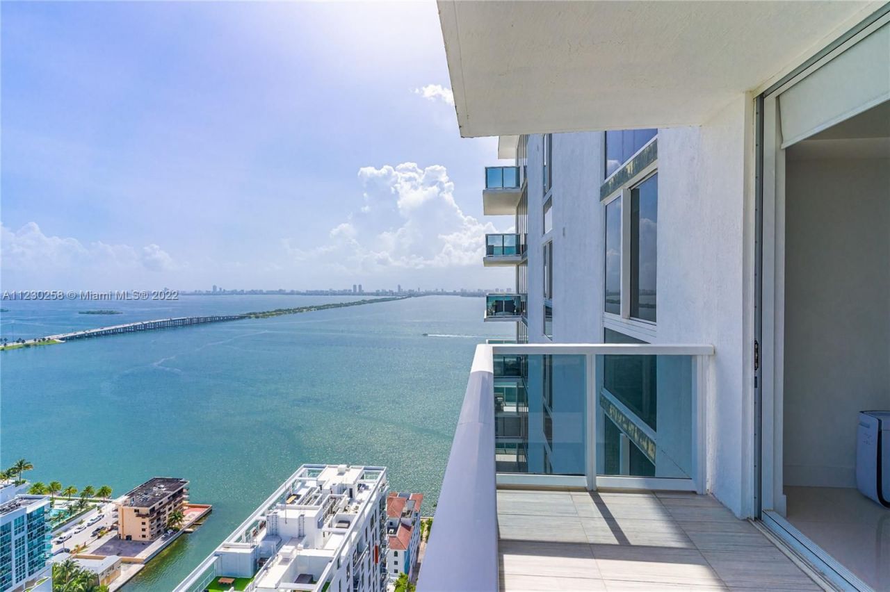 Appartement à Miami, États-Unis, 150 m² - image 3