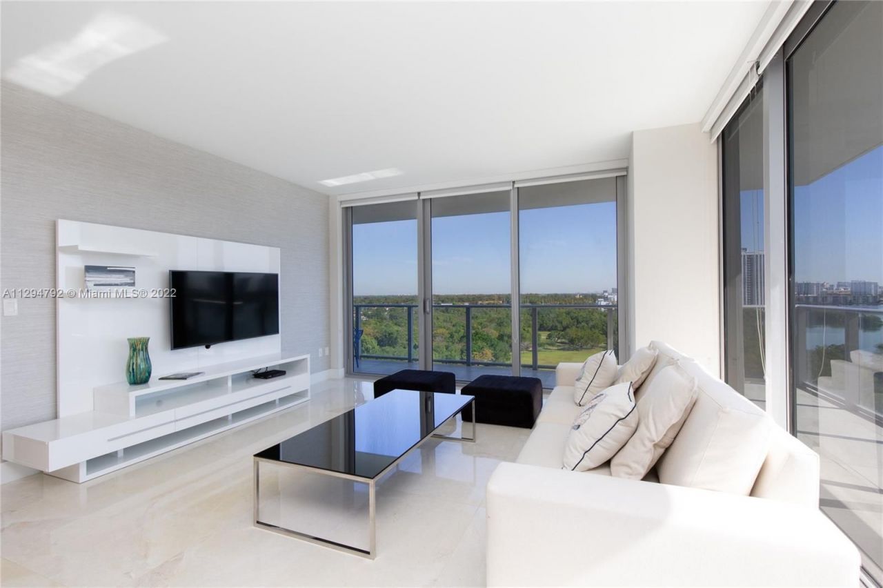 Flat in Miami, USA, 150 m² - picture 4