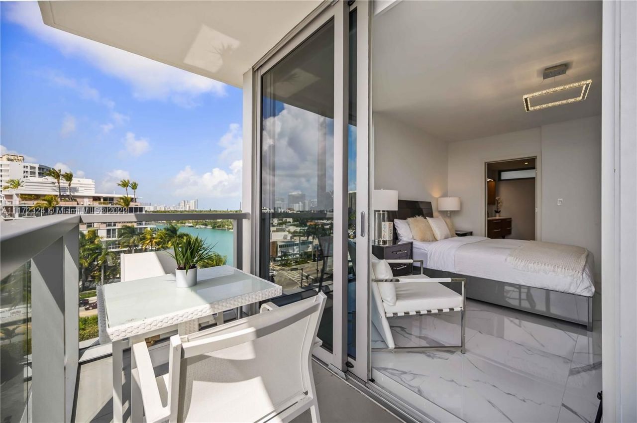 Appartement à Miami, États-Unis, 100 m² - image 6