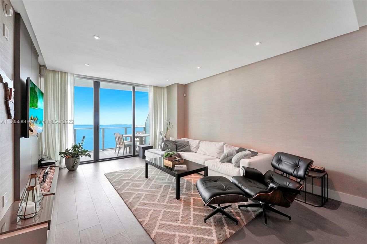 Piso en Miami, Estados Unidos, 110 m² - imagen 9