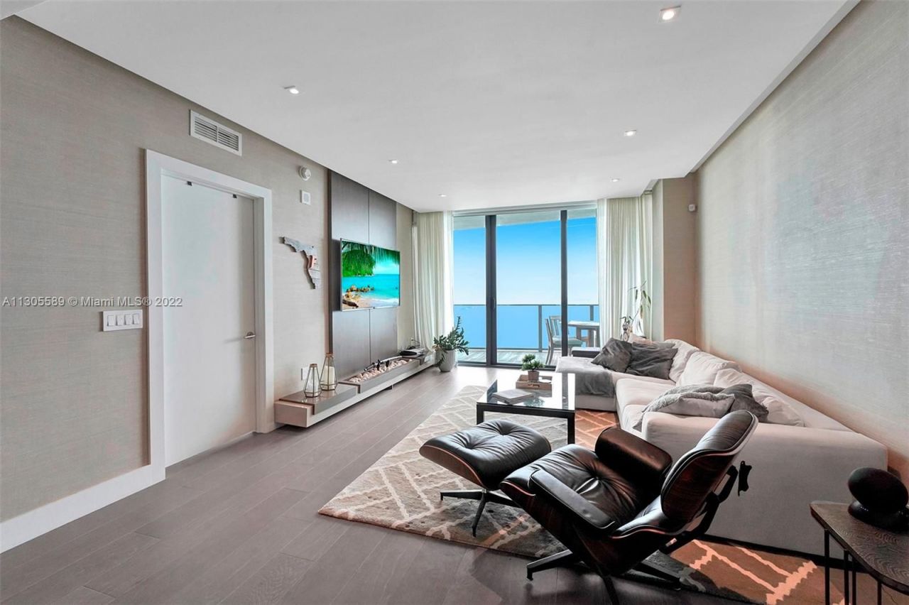 Piso en Miami, Estados Unidos, 110 m² - imagen 3