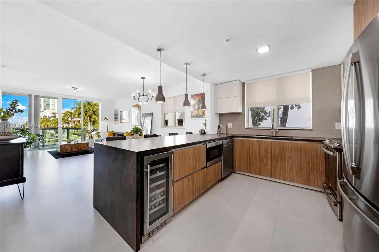 Maison urbaine à Miami, États-Unis, 120 m² - image 16