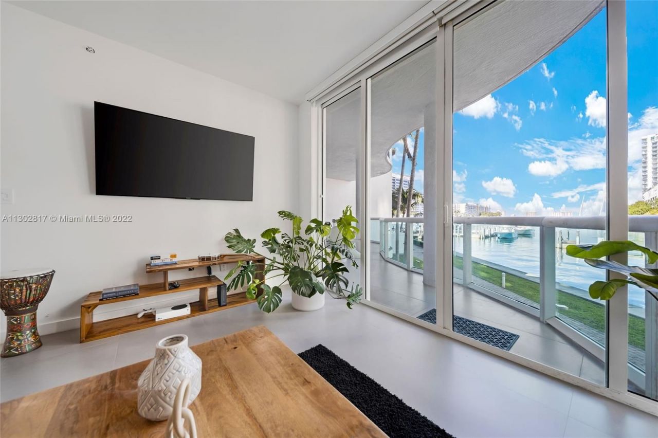 Maison urbaine à Miami, États-Unis, 120 m² - image 2