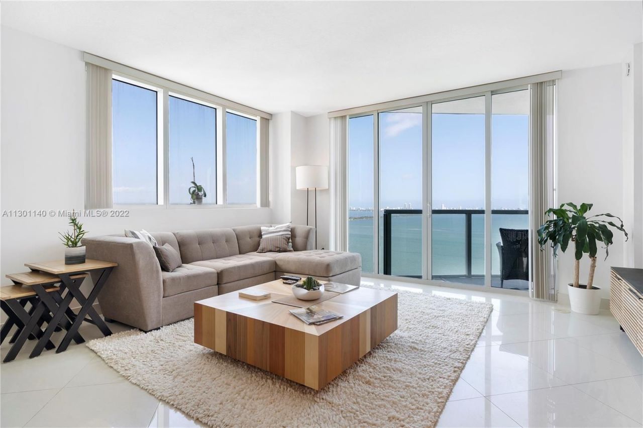 Appartement à Miami, États-Unis, 130 m² - image 1