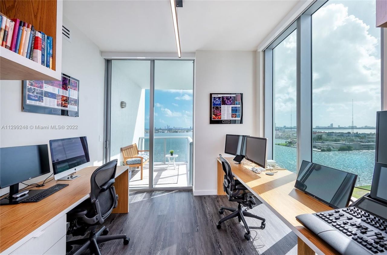 Piso en Miami, Estados Unidos, 100 m² - imagen 7