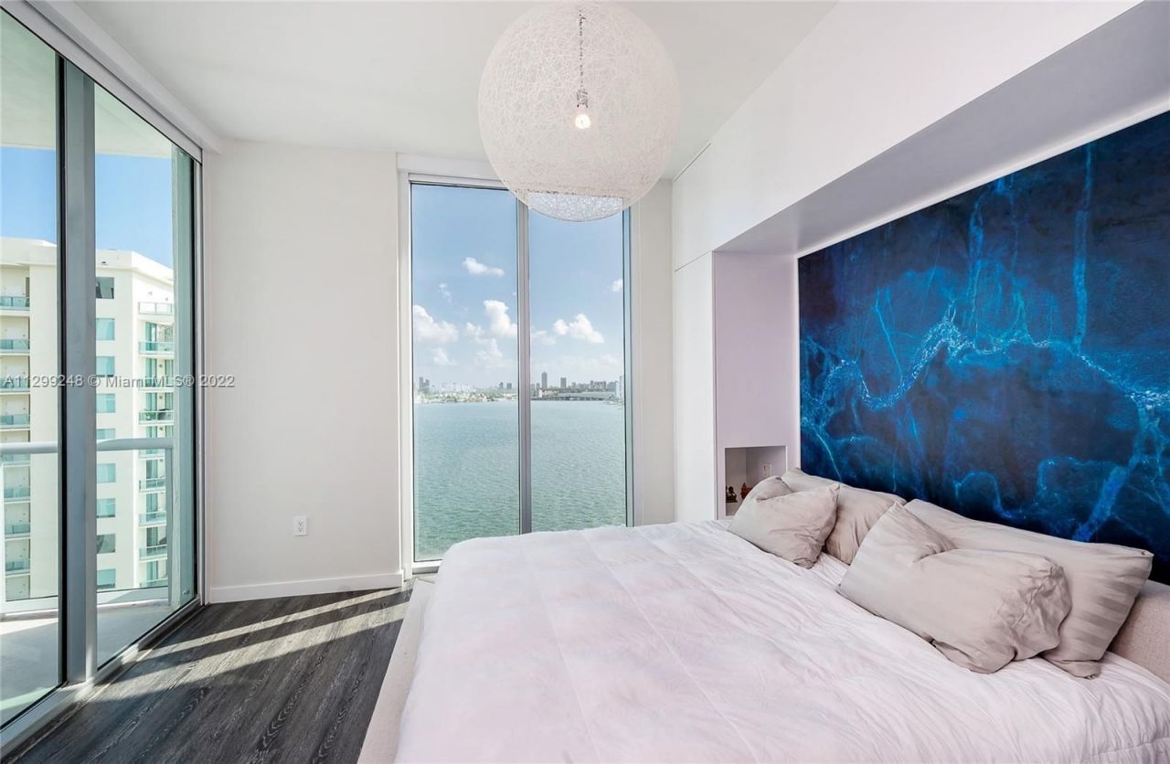 Piso en Miami, Estados Unidos, 100 m² - imagen 11