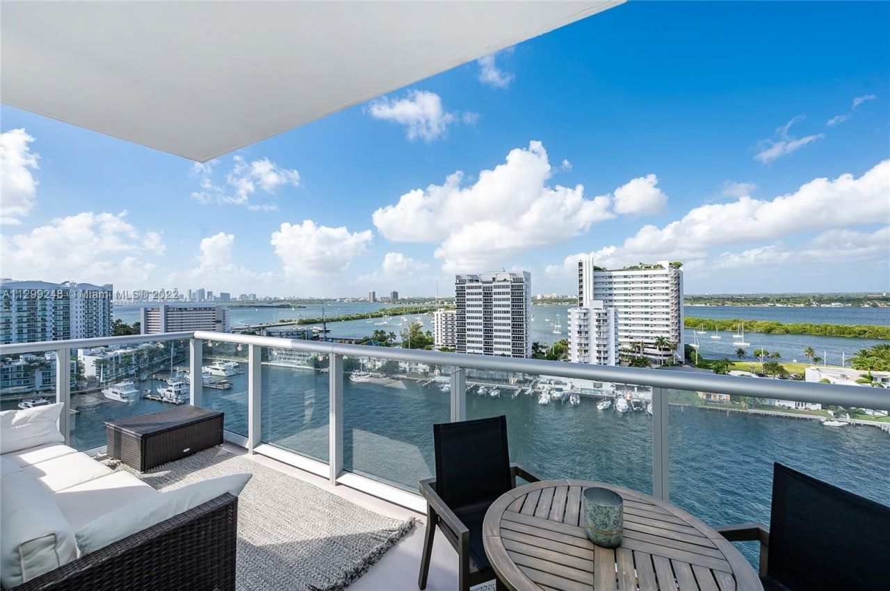 Piso en Miami, Estados Unidos, 100 m² - imagen 3