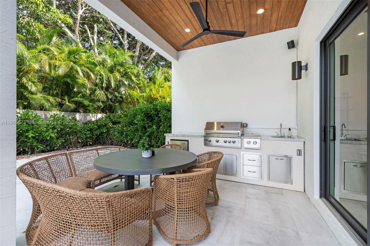 Maison à Miami, États-Unis, 500 m² - image 8