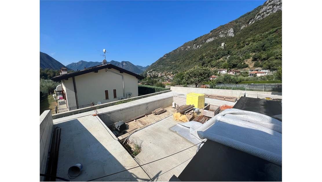 Apartamento por Lago de Como, Italia, 102 m² - imagen 14