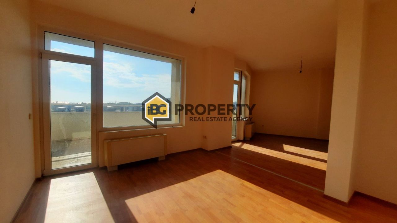 Flat in Varna, Bulgaria, 116 m² - picture 1