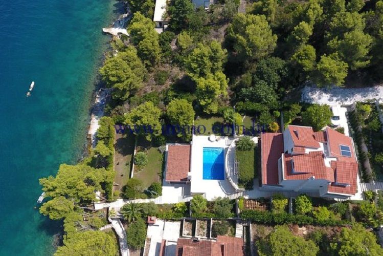 Villa sur Ciovo, Croatie, 420 m² - image 1