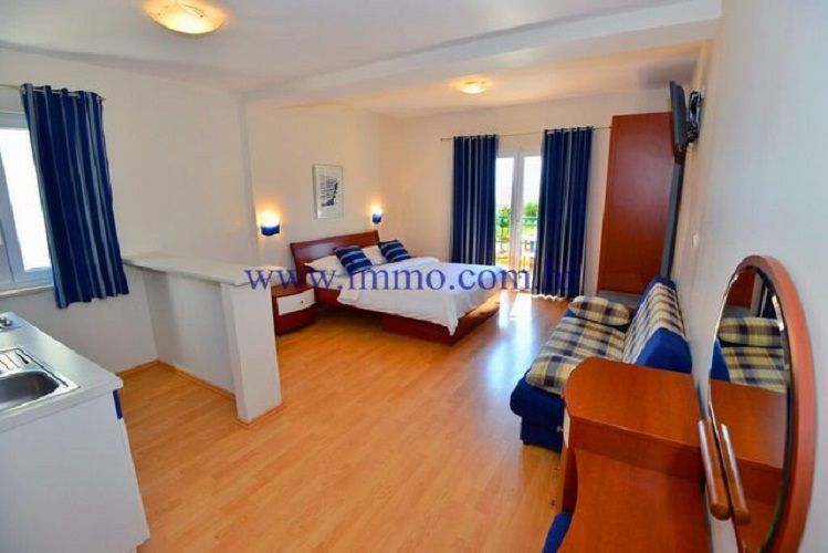 Casa en Makarska, Croacia, 800 m² - imagen 2