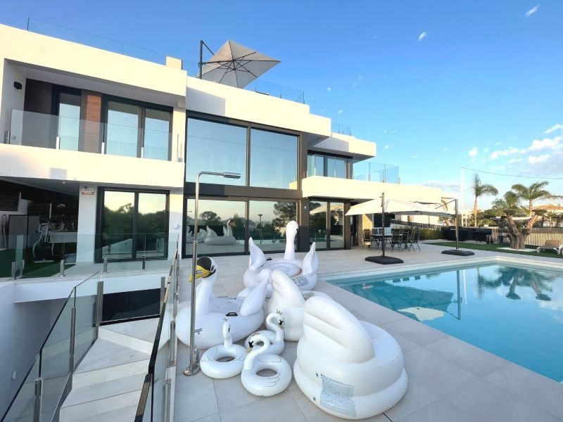 Villa in Benidorm, Spain, 356 m² - picture 3