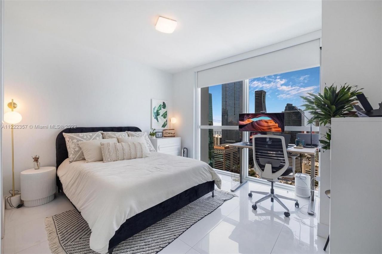 Flat in Miami, USA, 110 m² - picture 5