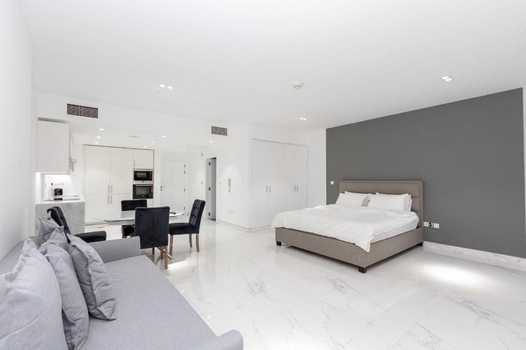 Apartment in Dubai, UAE, 66 m² - picture 9