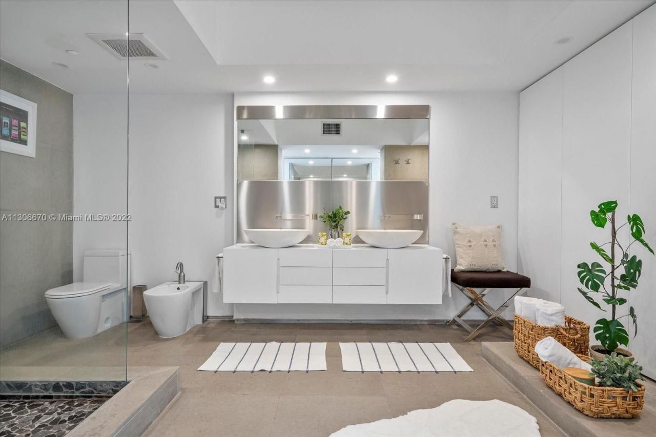 Piso en Miami, Estados Unidos, 140 m² - imagen 7