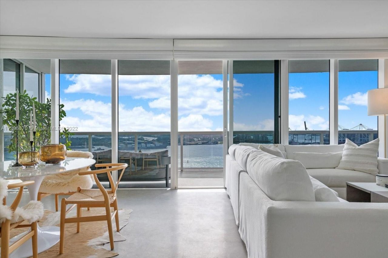 Piso en Miami, Estados Unidos, 140 m² - imagen 11