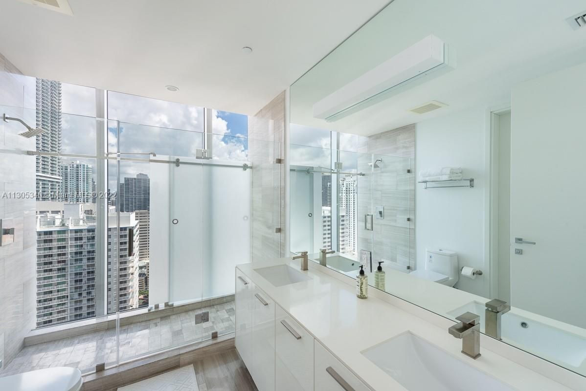 Piso en Miami, Estados Unidos, 230 m² - imagen 8