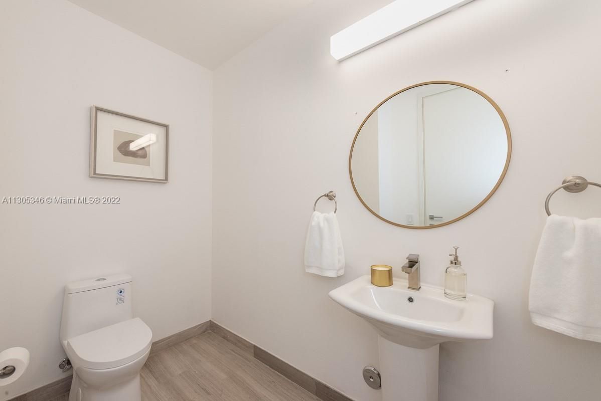 Piso en Miami, Estados Unidos, 230 m² - imagen 6