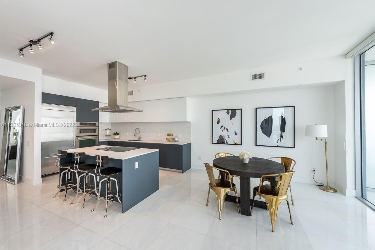 Piso en Miami, Estados Unidos, 230 m² - imagen 3