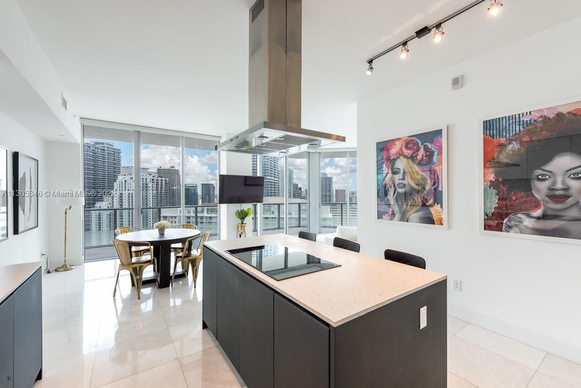 Piso en Miami, Estados Unidos, 230 m² - imagen 14